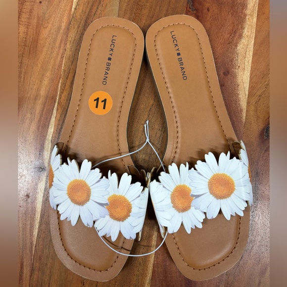 Lucky Brand Shoes - Lucky Brand Daisy Sandals